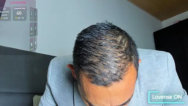 jhonyalzate2 online show from November 25, 2:45 am