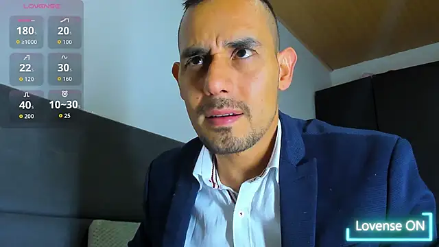 jhonyalzate2 online show from November 10, 1:10 am