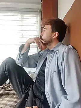 milkbull online show from April 9, 11:49 am