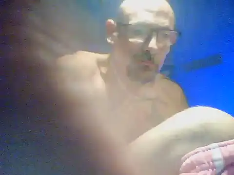 Pantyboy239 online show from May 26, 12:47 pm