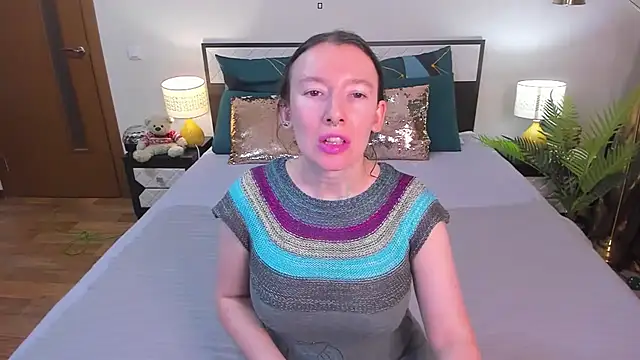 CatherineWalls online show from February 23, 2:35 am