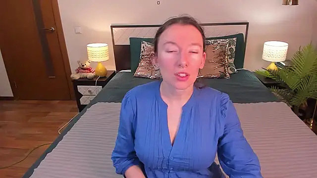 Snapshot of CatherineWalls chatting on June 16, 2:11 am CatherineWalls online show from June 16, 2:11 am