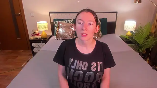 Snapshot of CatherineWalls chatting on July 6, 3:46 am CatherineWalls online show from July 6, 3:46 am