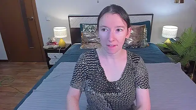 Snapshot of CatherineWalls chatting on June 13, 3:15 am CatherineWalls online show from June 13, 3:15 am