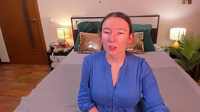 CatherineWalls online show from March 2, 4:02 am