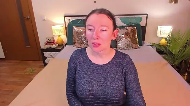 CatherineWalls online show from March 6, 3:45 am