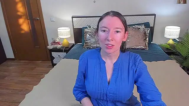 Snapshot of CatherineWalls chatting on June 2, 1:49 am CatherineWalls online show from June 2, 1:49 am