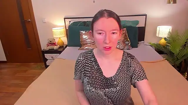 CatherineWalls online show from March 13, 5:34 am