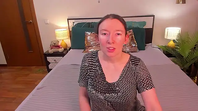 CatherineWalls online show from March 12, 7:56 am
