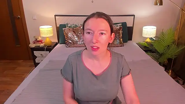 Snapshot of CatherineWalls chatting on July 18, 3:59 am CatherineWalls online show from July 18, 3:59 am