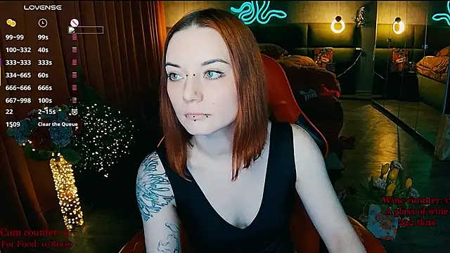 MaxPhoenixx online show from March 11, 8:25 pm