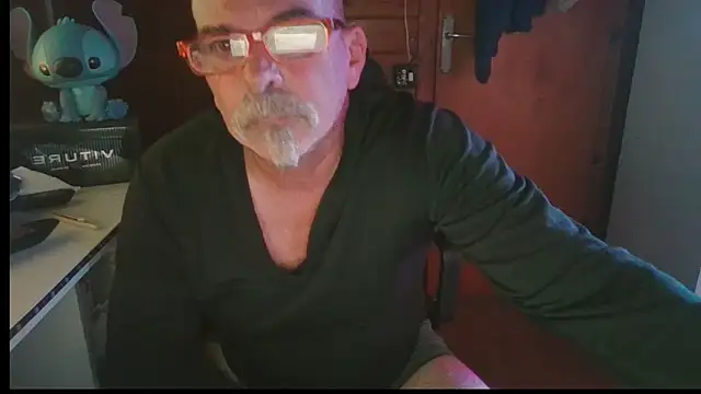 Snapshot of 0oscar_xxx chatting on September 25, 7:20 pm 0oscar xxx online show from September 25, 7:20 pm