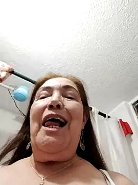 Vicky Rosse online show from November 26, 9:37 pm