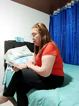 Vicky Rosse online show from November 27, 9:37 pm