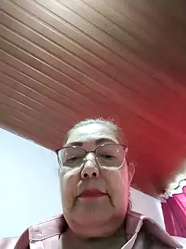 Vicky Rosse online show from February 11, 8:31 pm