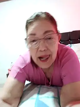 Vicky Rosse online show from February 22, 4:30 pm