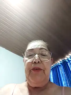 Snapshot of Vicky_Rosse chatting on May 29, 8:04 pm Vicky Rosse online show from May 29, 8:04 pm