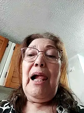 Vicky Rosse online show from March 30, 8:43 pm