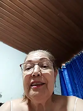 Snapshot of Vicky_Rosse chatting on October 17, 6:21 pm Vicky Rosse online show from October 17, 6:21 pm