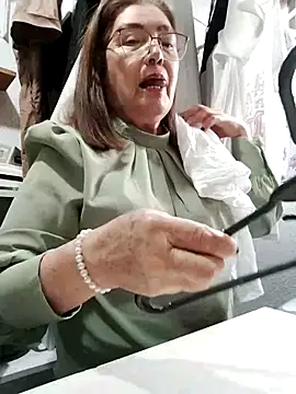 Vicky Rosse online show from February 6, 8:38 pm