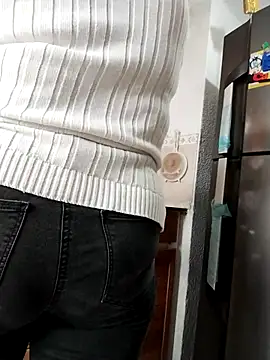 Vicky Rosse online show from February 23, 6:52 pm