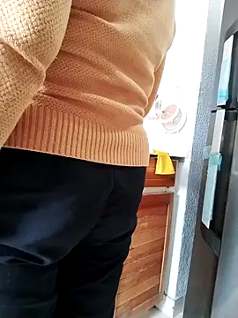 Vicky Rosse online show from March 6, 5:08 pm