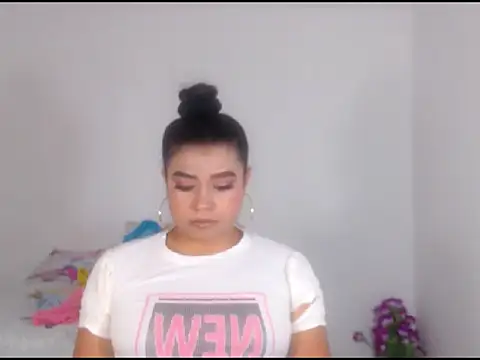 katrinawillff online show from February 26, 6:35 am