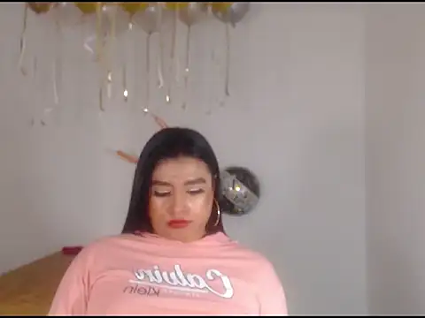 katrinawillff online show from February 15, 7:51 am