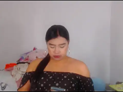 katrinawillff online show from March 24, 6:02 am