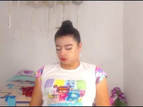 katrinawillff online show from February 24, 5:58 pm