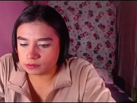 katrinawillff online show from December 23, 4:56 am