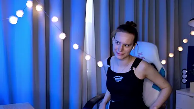 Ramona    online show from February 22, 1:02 pm