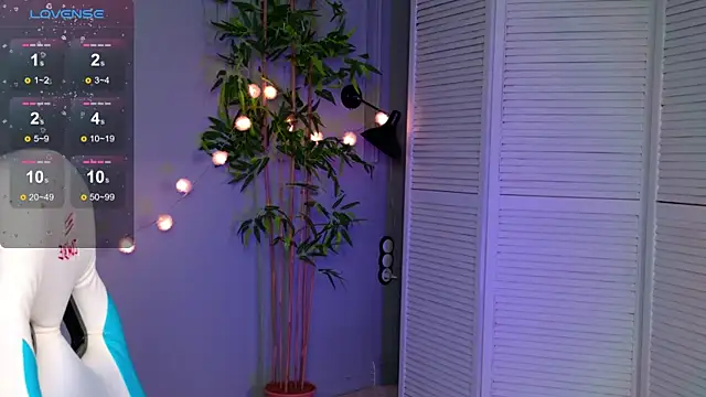 Ramona    online show from April 15, 2:32 pm