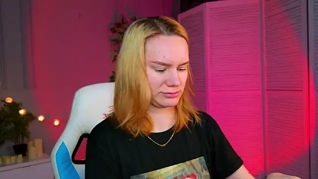 Ramona    online show from March 25, 6:24 am