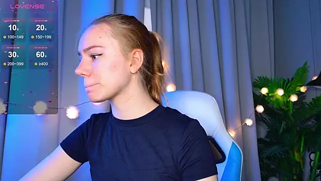 Ramona    online show from October 11, 5:52 am