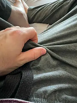 j1991j online show from April 10, 1:18 pm