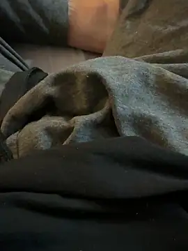 j1991j online show from April 1, 8:06 pm