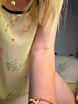 1Sweetnina online show from December 15, 9:42 pm