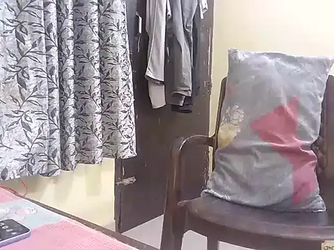 Snapshot of aakash_ModelBrown chatting on October 8, 5:24 pm aakash ModelBrown online show from October 8, 5:24 pm