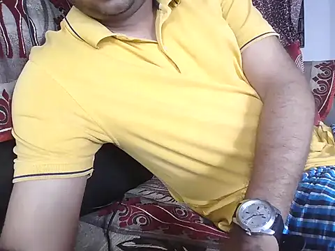Snapshot of aakash_ModelBrown chatting on October 23, 5:50 am aakash ModelBrown online show from October 23, 5:50 am