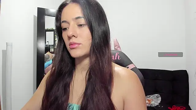 NoahWilliams  online show from February 7, 4:14 pm