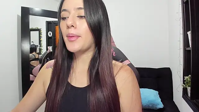 NoahWilliams  online show from January 27, 1:52 pm