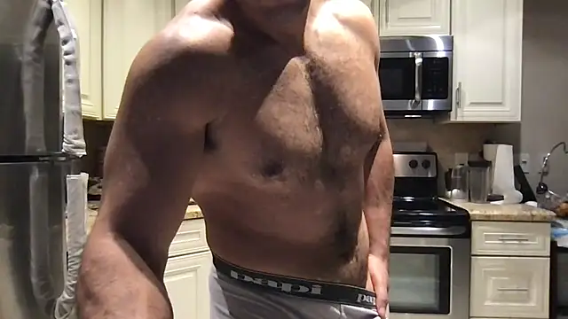 Snapshot of BigGuyMuscle chatting on June 13, 11:56 pm BigGuyMuscle online show from June 13, 11:56 pm