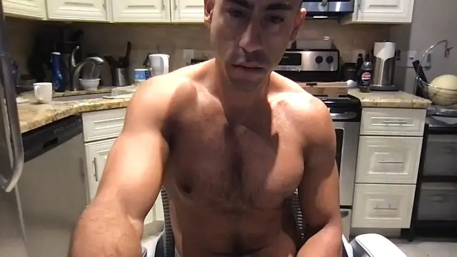 BigGuyMuscle online show from September 20, 2:55 pm