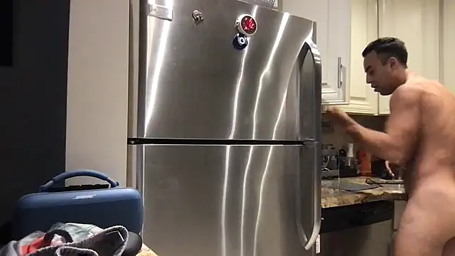 BigGuyMuscle online show from November 2, 7:08 pm