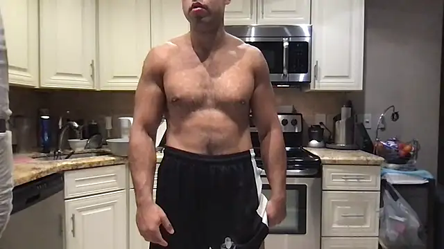 BigGuyMuscle online show from June 3, 12:44 am