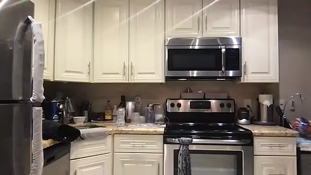 BigGuyMuscle online show from April 13, 11:20 pm