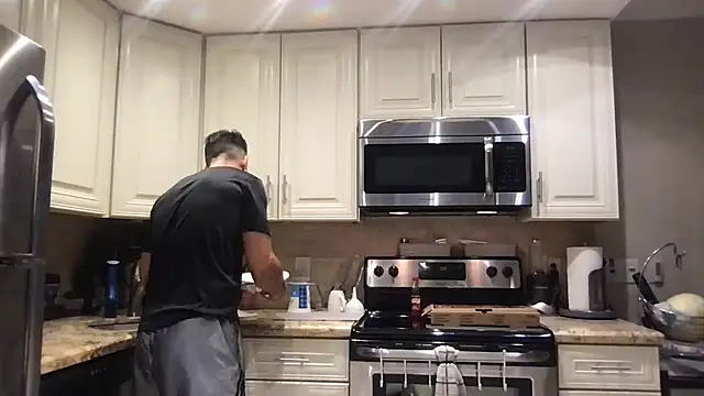 BigGuyMuscle online show from September 21, 12:32 pm