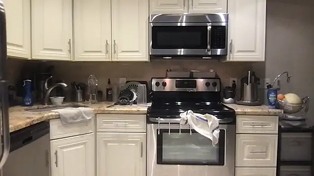 BigGuyMuscle online show from September 17, 10:23 pm