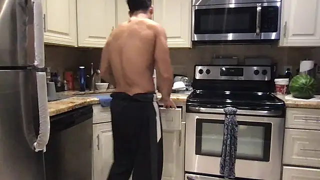 BigGuyMuscle online show from January 9, 7:32 pm